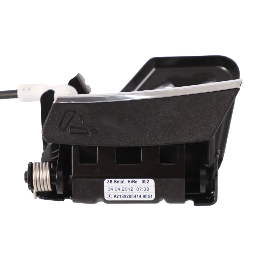 Support Montage Verrouillage Siège Arrière Droit pour Mercedes X218 à propos du numéro de pièce A2189200414 Mercedes X218 Support Montage Verrouillage Siège Arrière Droit - SKU A2189200414 - Numéro de pièce A2189200414