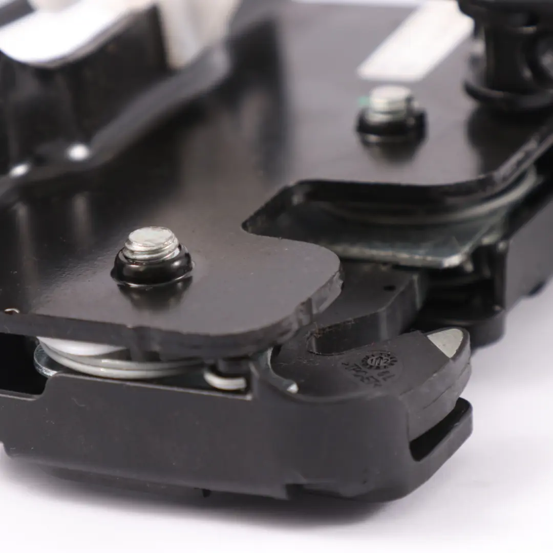 Mercedes X218 Support Montage Verrouillage Siège Arrière Droit - SKU A2189200414 - Numéro de pièce A2189200414