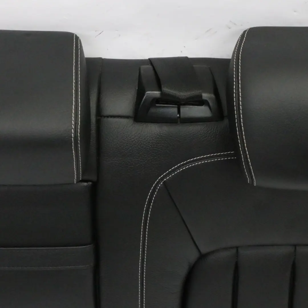 Schienale posteriore sinistro Pannello copertura pelle per Mercedes X218 con numero di parte A2189201933 Mercedes X218 Schienale posteriore sinistro Pannello copertura pelle - SKU A2189201933 - Numero di parte A2189201933