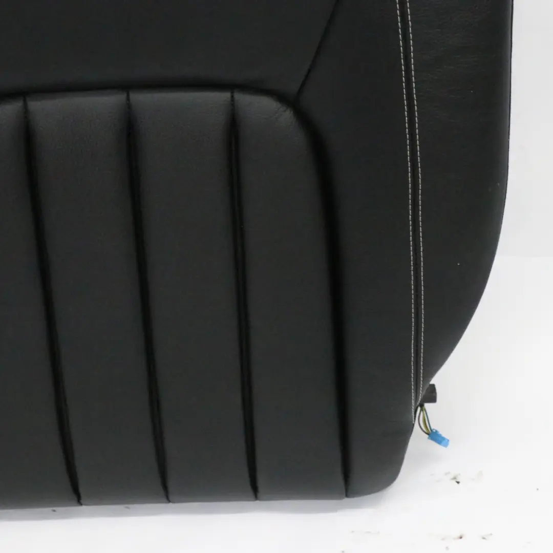 Rücksitz Rückenlehne Links Abdeckung Leder Schwarz für Mercedes X218 mit Teilenummer A2189201933 Mercedes X218 Rücksitz Rückenlehne Links Abdeckung Leder Schwarz - SKU A2189201933 - Teilenummer A2189201933