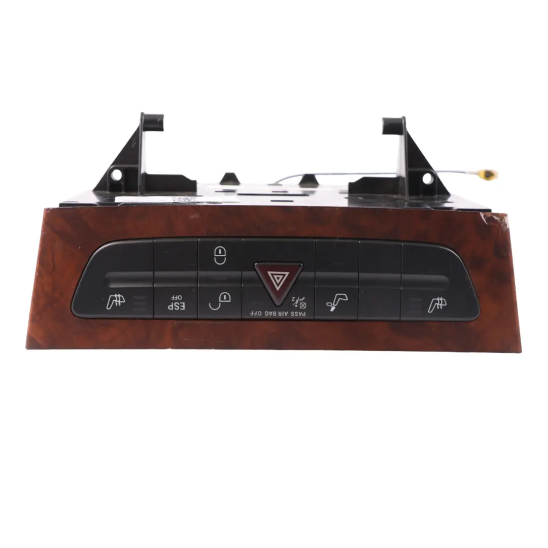 Mercedes Cls W219 C219 Salpicadero Central Interruptor de Peligro - SKU A2196800614 - Número de pieza A2196800614