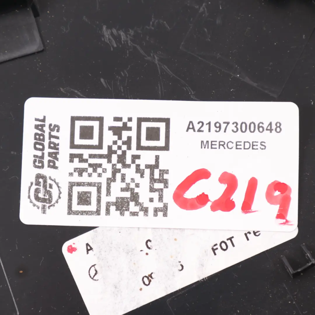 Mercedes C219 Türkarte Abdeckung Hinten Verkleidung Splatte Stoff - SKU A2197300648 - Teilenummer A2197300648