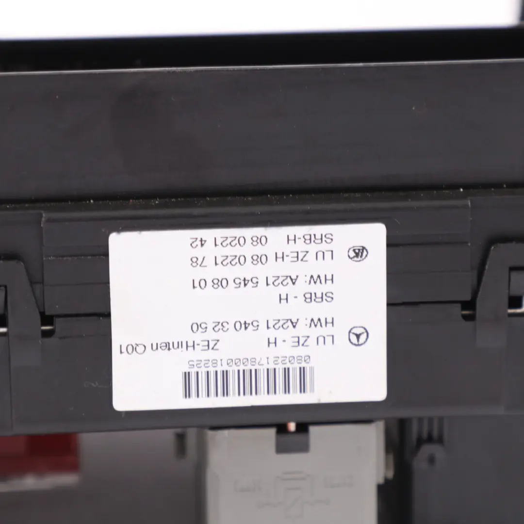 Mercedes W221 Scatola fusibili Unità controllo SAM Modulo relè - SKU A2215403250 - Numero di parte A2215403250