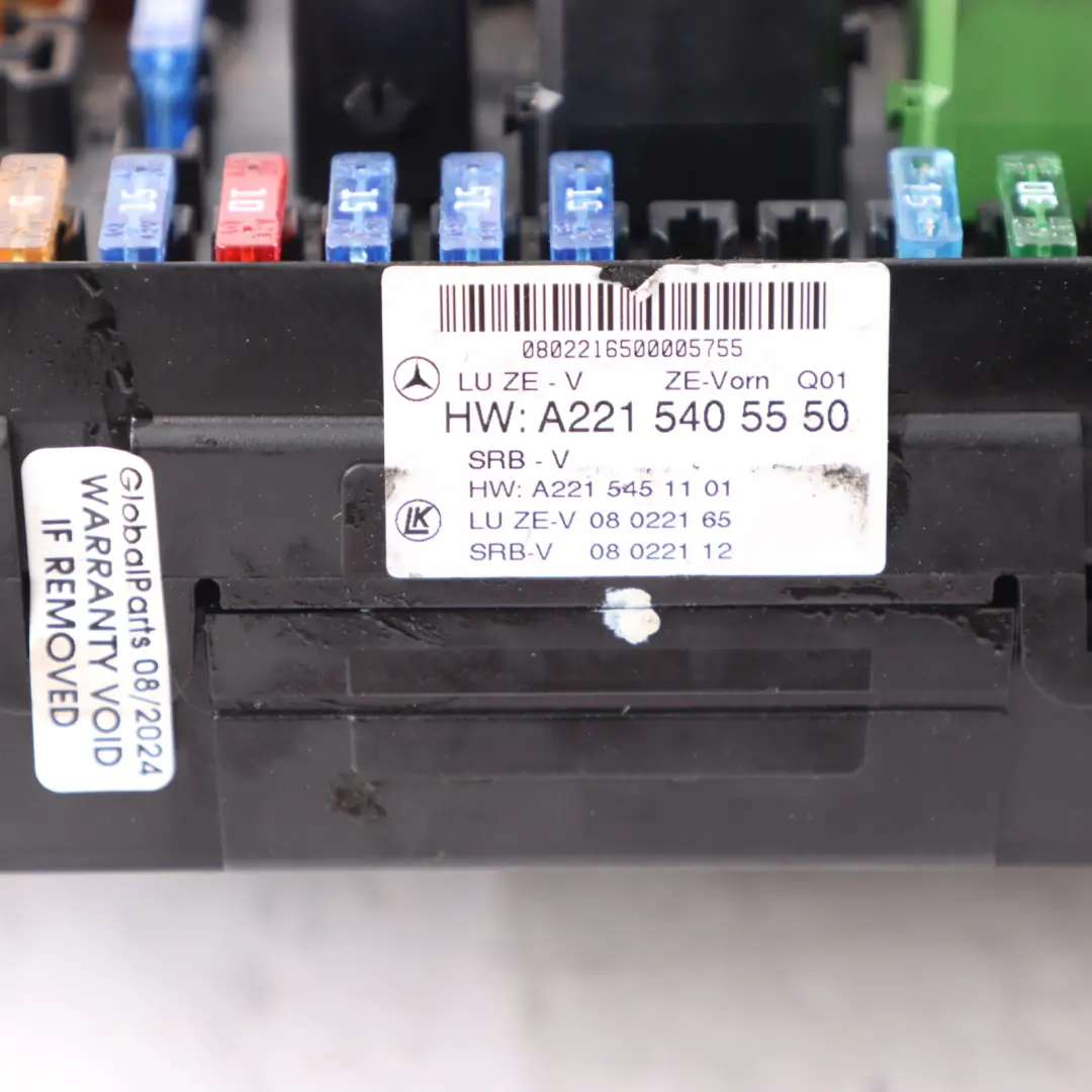 Front Fuse Box Relay Control Unit Module to Mercedes W221 with Part number A2215405550 Mercedes W221 Front Fuse Box Relay Control Unit Module - SKU A2215405550 - Part number A2215405550