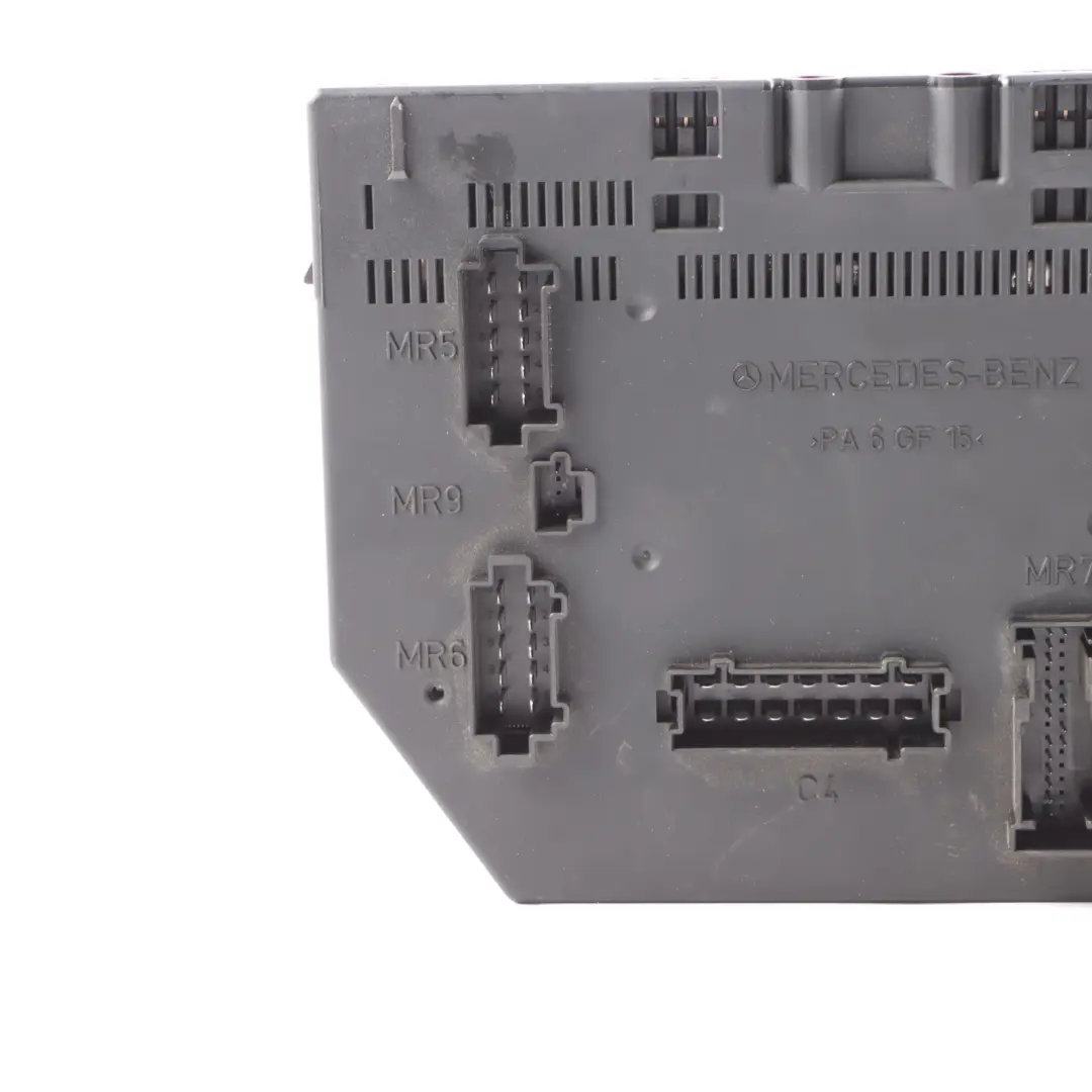CLS500 C219 Fuse Box Relay Box Control Module Unit to Mercedes with Part number A2215406801 Mercedes CLS500 C219 Fuse Box Relay Box Control Module Unit - SKU A2215406801 - Part number A2215406801