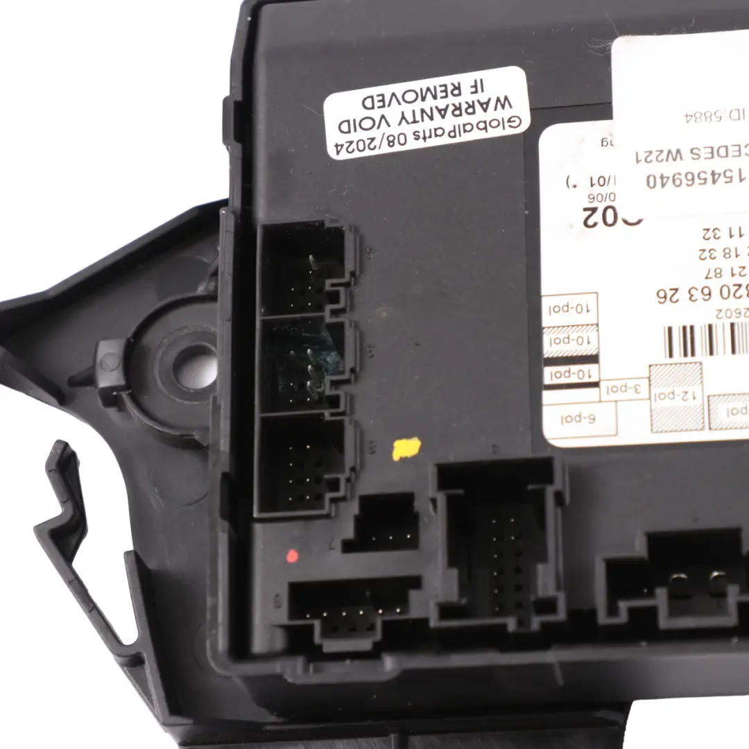 Wspornik Uchwytu Modułu Drzwi Lewy Przód do Mercedes W221 o numerze A2215456940 Mercedes W221 Wspornik Uchwytu Modułu Drzwi Lewy Przód - SKU A2215456940 - Numer Części A2215456940