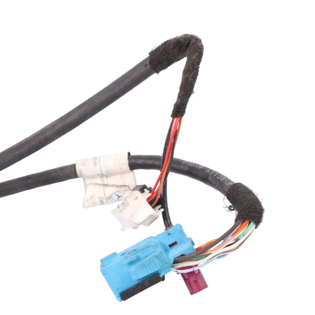Mercedes W221 Consola Central Apoyabrazos Tapa de cuero - SKU A2216800939 - Número de pieza A2216800939