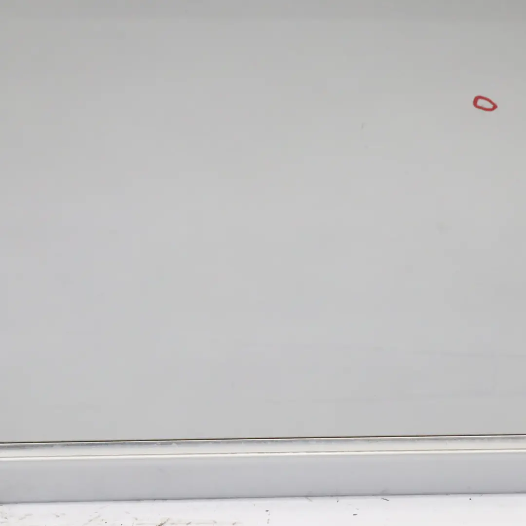 Puerta Delantera Derecha Iridium Plata Metallic - 775 para Mercedes W221 con número de pieza A2217200205 Mercedes W221 Puerta Delantera Derecha Iridium Plata Metallic - 775 - SKU A2217200205-IRS1 - Número de pieza A2217200205