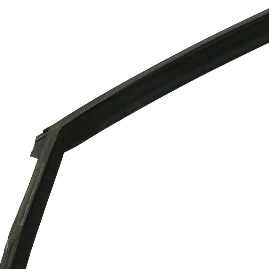 Joint vitre Cadre Porte Avant Gauche d'étanchéité pour Mercedes W221 à propos du numéro de pièce A2217250125 Mercedes W221 Joint vitre Cadre Porte Avant Gauche d'étanchéité - SKU A2217250125 - Numéro de pièce A2217250125