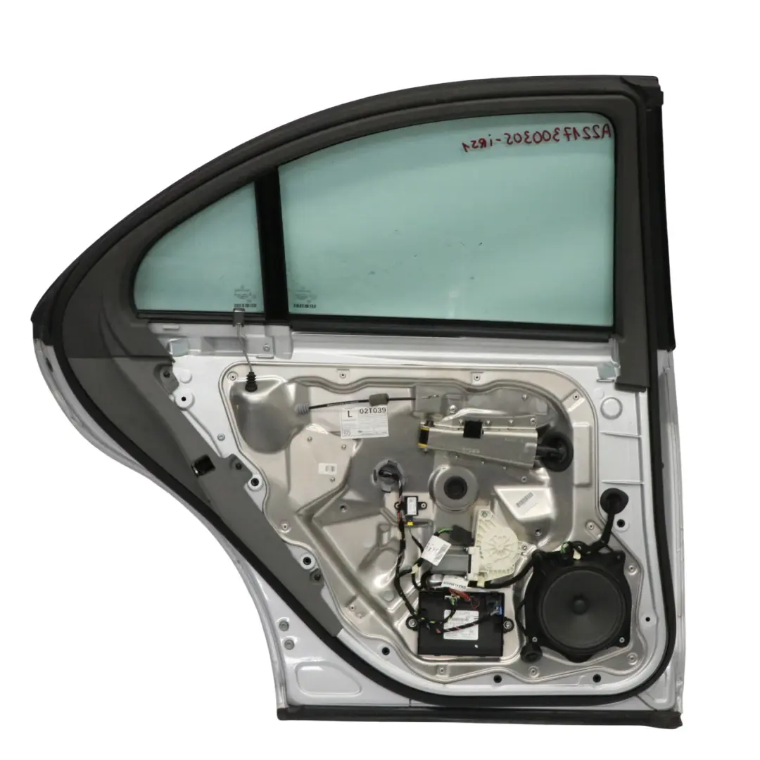 Porta posteriore sinistra Rivestimento porta Argento 775 per Mercedes W221 con numero di parte A2217300305 Mercedes W221 Porta posteriore sinistra Rivestimento porta Argento 775 - SKU A2217300305-IRS1 - Numero di parte A2217300305