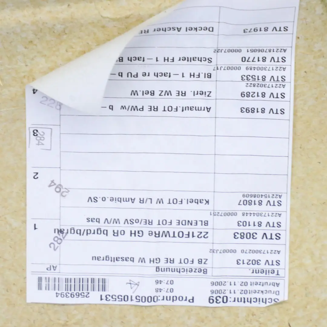 Coperchio scheda porta posteriore destra Pannello per Mercedes W221 con numero di parte A2217301679 Mercedes W221 Coperchio scheda porta posteriore destra Pannello - SKU A2217301679-2 - Numero di parte A2217301679