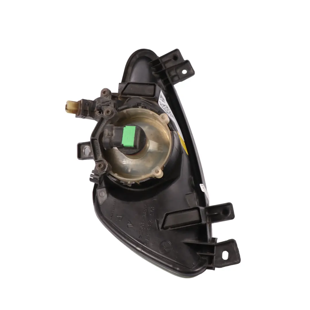 Mercedes W221 Stoßstange Nebelscheinwerfer Licht Vorne Rechts - SKU A2218200256 - Teilenummer A2218200256