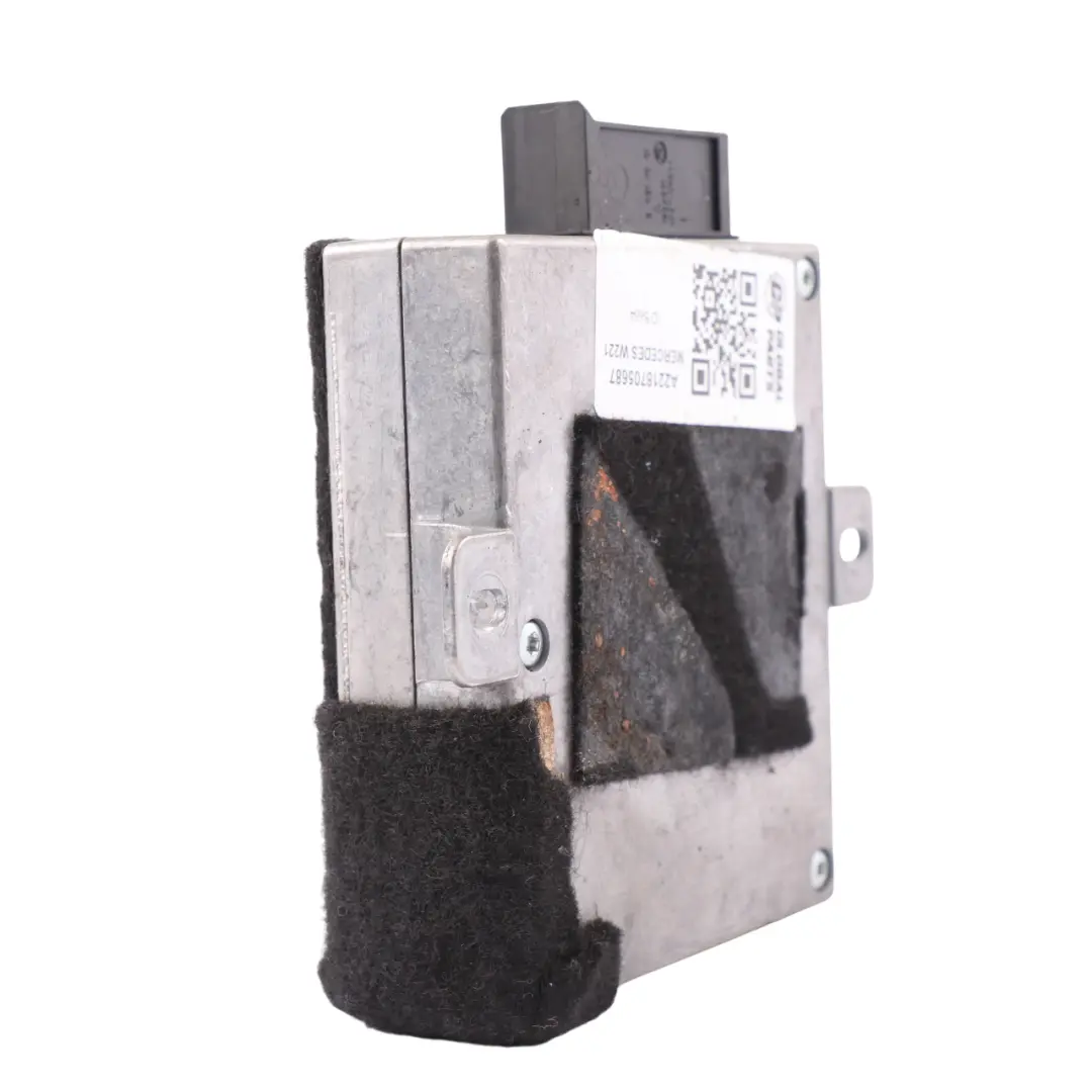 Mercedes W221 Linguatronic Control Module Unit ECU English Version - SKU A2218705687 - Part number A2218705687