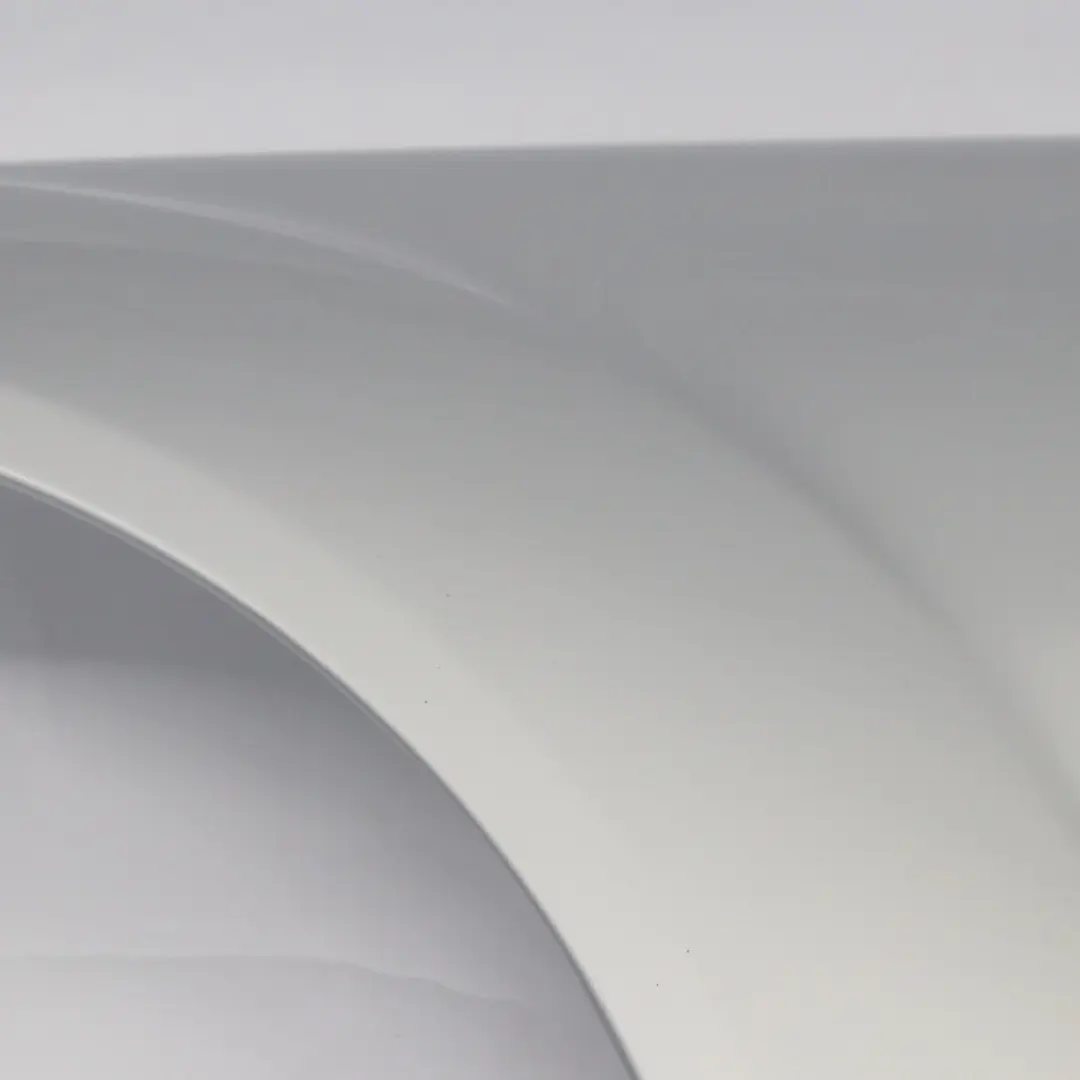 Mercedes W221 Panel delantero izquierdo Guardabarros Iridium Silver - 775 - SKU A2218800118-IRS1 - Número de pieza A2218800118