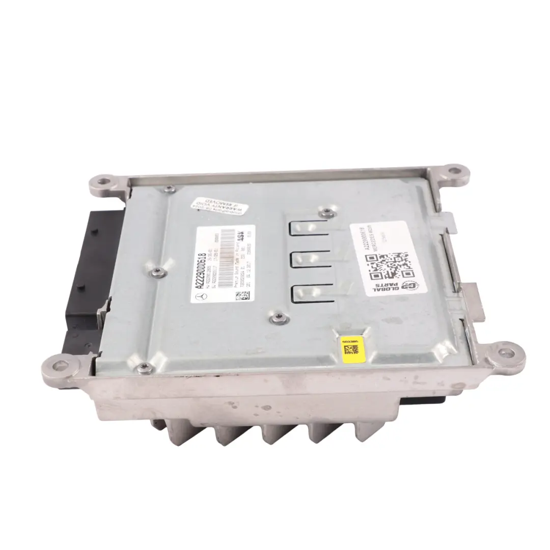 Coperchio bagagliaio Modulo amplificatore per Mercedes GLC X156 Estate con numero di parte A2229000618 Mercedes GLC X156 Estate Coperchio bagagliaio Modulo amplificatore - SKU A2229000618 - Numero di parte A2229000618