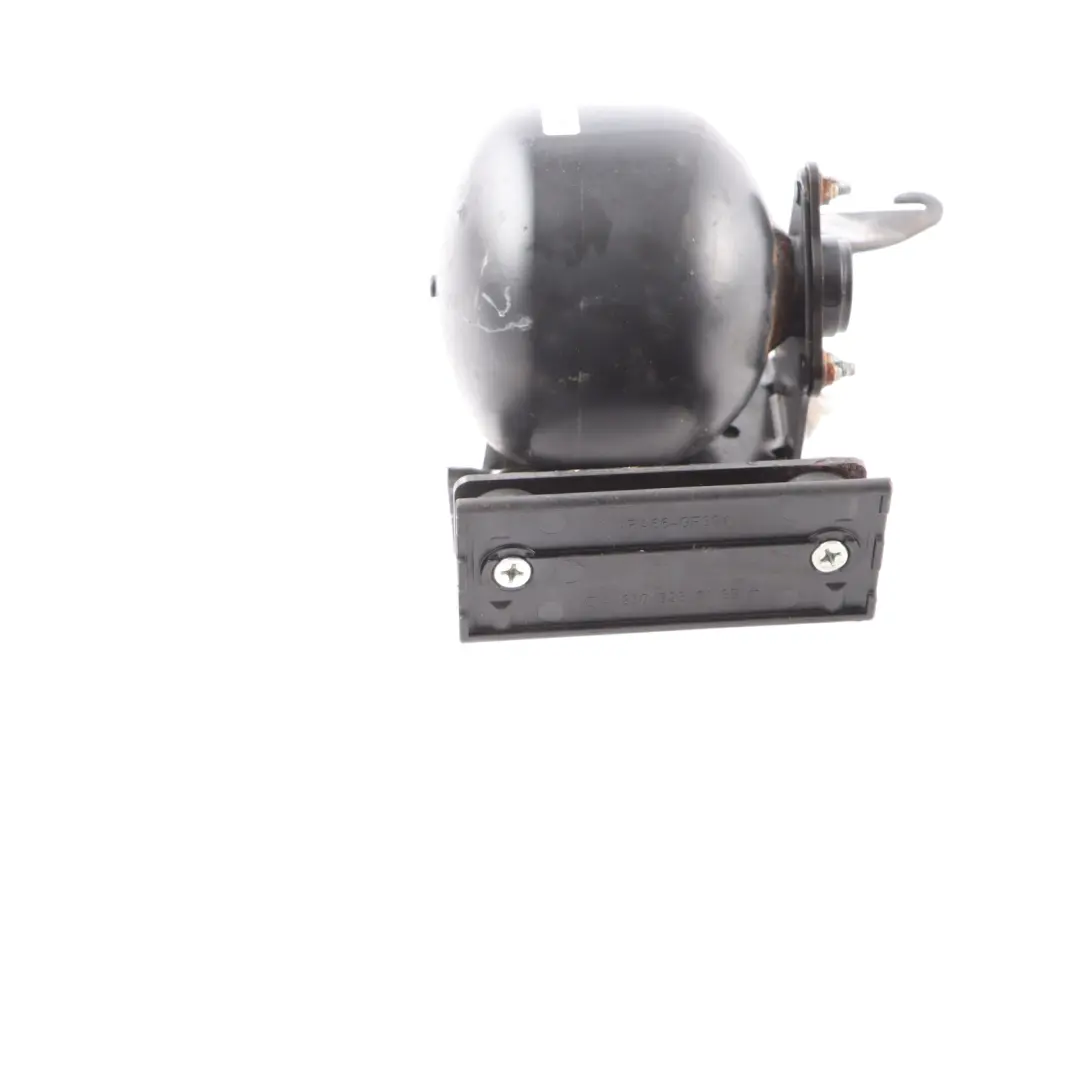 Pressure Reservoir Tank Front to Mercedes R231 with Part number A2313280015 Mercedes R231 Pressure Reservoir Tank Front - SKU A2313280015 - Part number A2313280015