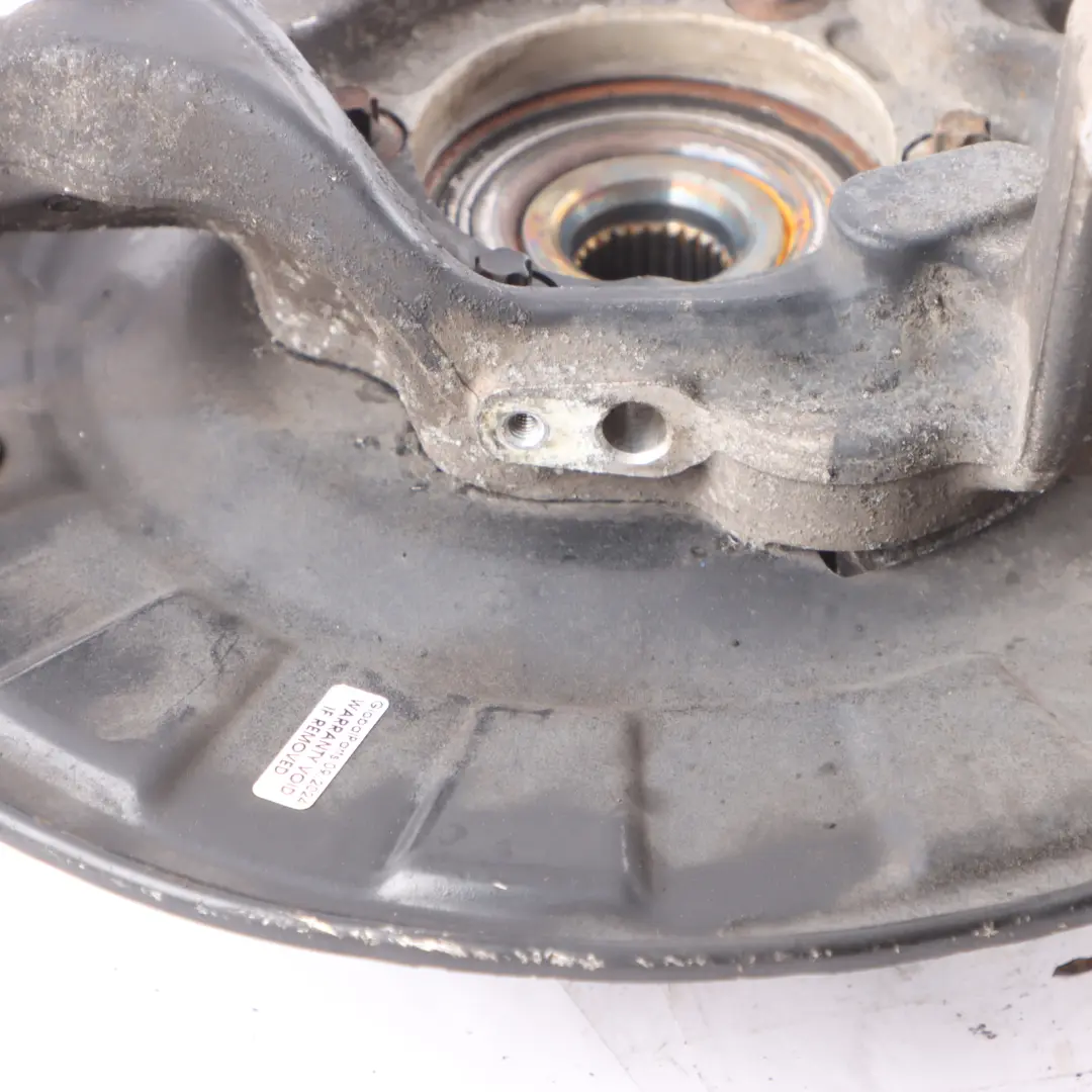 Mercedes R231 Cubo De Soporte De Rueda Trasera Derecha Suspensión - SKU A2313504600 - Número de pieza A2313504600