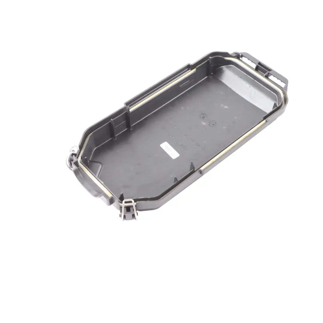 Fuse Box Cover Control Unit Holder Bracket to Mercedes R231 with Part number A2315400282 Mercedes R231 Fuse Box Cover Control Unit Holder Bracket - SKU A2315400282 - Part number A2315400282