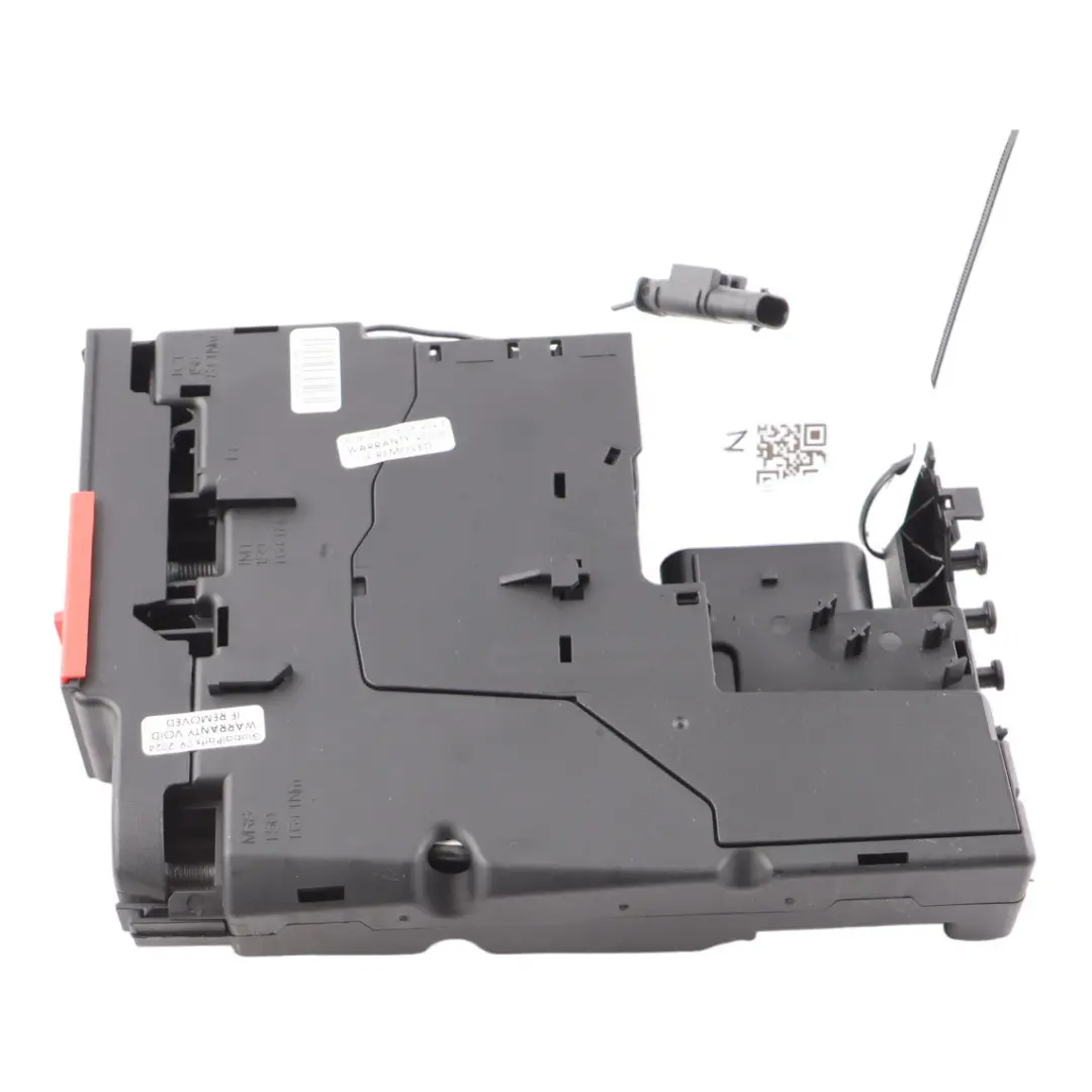 SL63 R231 Roadster Fuse Box Passenger Footwell Fuse Box to Mercedes with Part number A2315401050 Mercedes SL63 R231 Roadster Fuse Box Passenger Footwell Fuse Box - SKU A2315401050 - Part number A2315401050