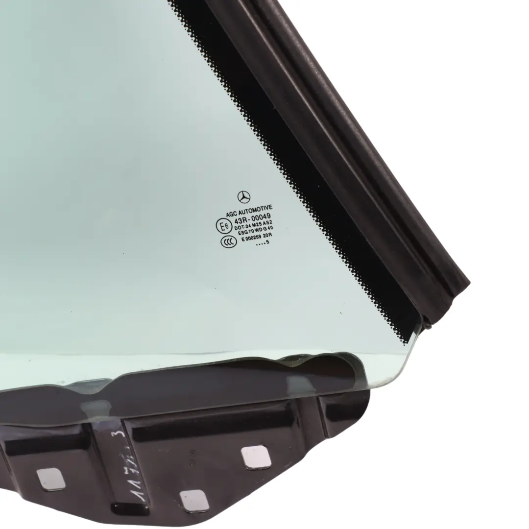 Side Glass Window Rear Right O/S AS2 to Mercedes SL R231 Roadster with Part number A2316700406 Mercedes SL R231 Roadster Side Glass Window Rear Right O/S AS2 - SKU A2316700406 - Part number A2316700406