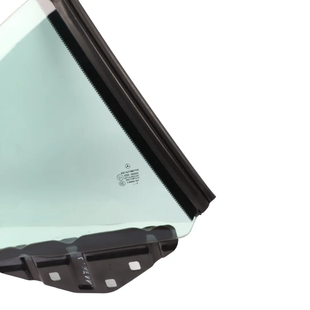 Side Glass Window Rear Right O/S AS2 to Mercedes SL R231 Roadster with Part number A2316700406 Mercedes SL R231 Roadster Side Glass Window Rear Right O/S AS2 - SKU A2316700406 - Part number A2316700406