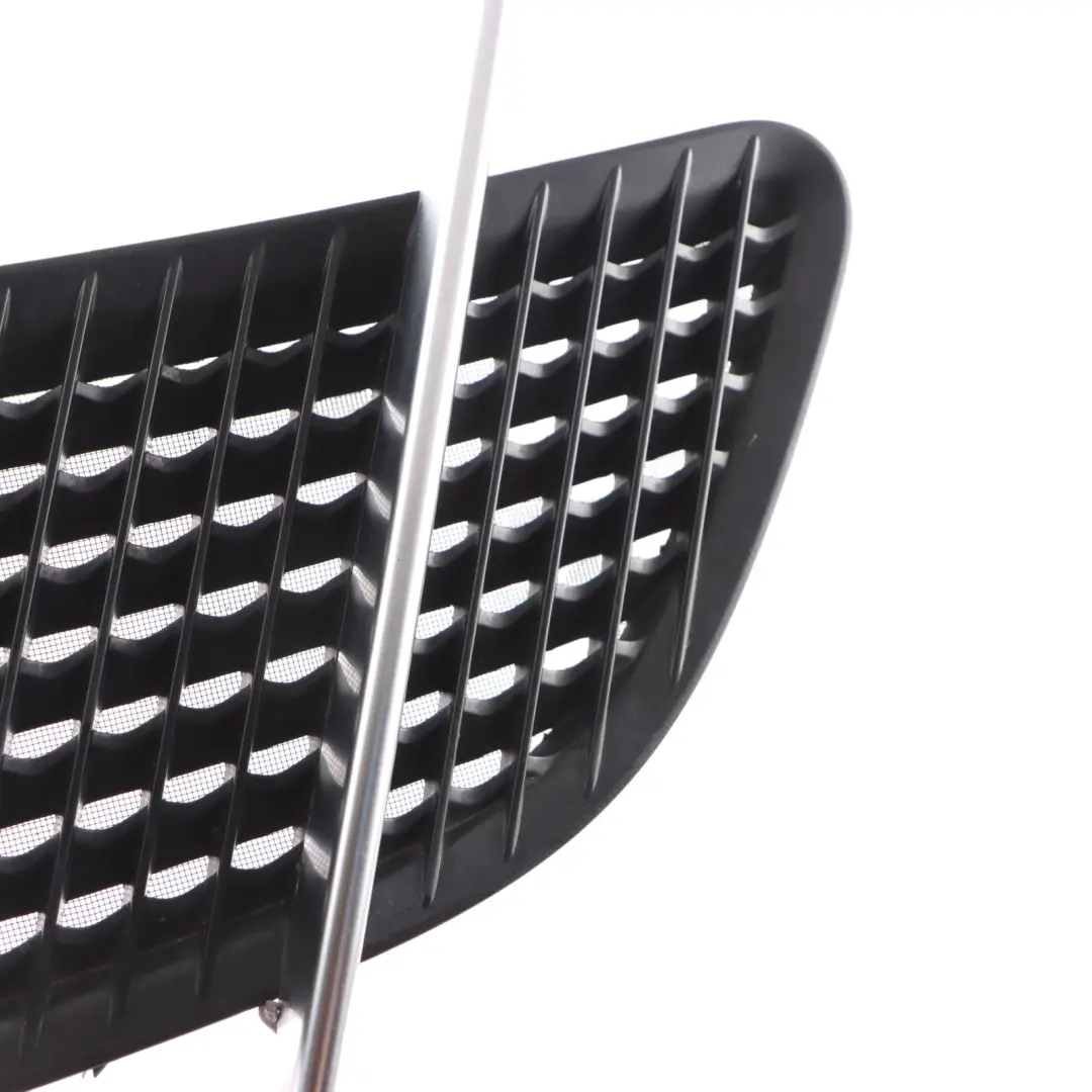 Haube Bonnet Trim Vent Grill Chrom Vorne Links für Mercedes R231 Motor mit Teilenummer A2317500044 Mercedes R231 Motor Haube Bonnet Trim Vent Grill Chrom Vorne Links - SKU A2317500044 - Teilenummer A2317500044