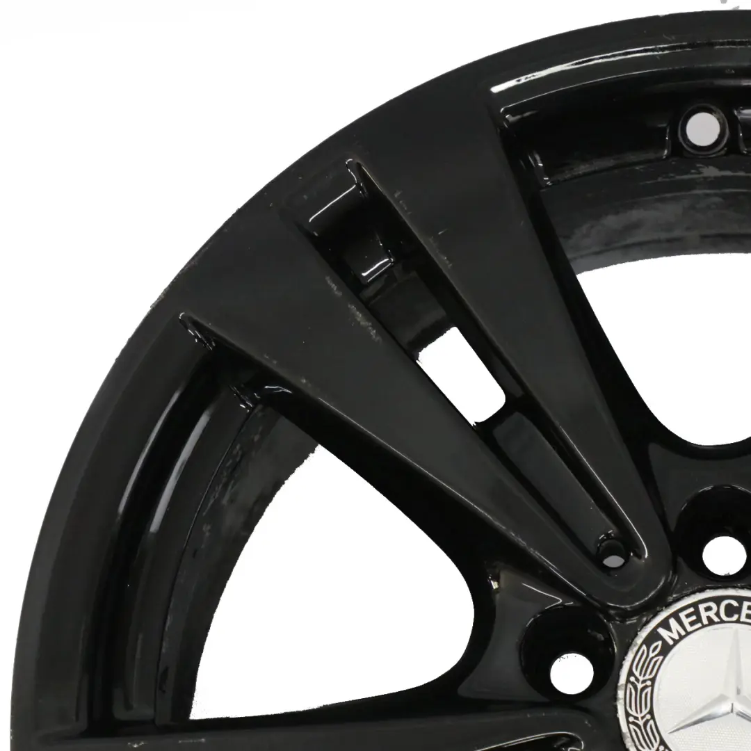 Llanta de aleación negra Mercedes W176 W246 17" ET:52,5 7,5J para con número de pieza A2464011400 Llanta de aleación negra Mercedes W176 W246 17" ET:52,5 7,5J - SKU A2464011400-4 - Número de pieza A2464011400