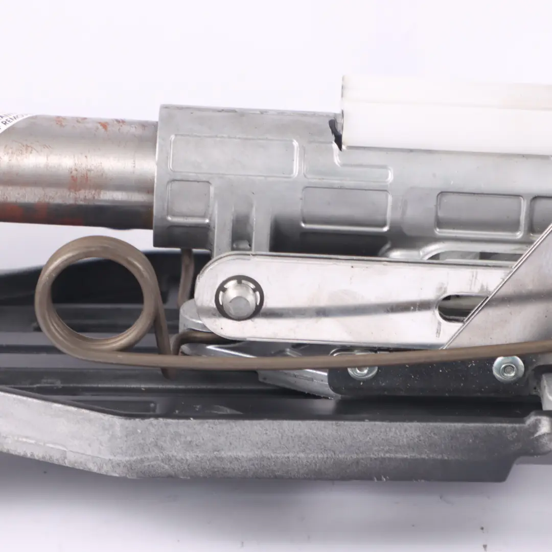 Meccanismo Tubo Dell'Albero Piantone Dello Sterzo per Mercedes R W251 con numero di parte A2514600616 Mercedes R W251 Meccanismo Tubo Dell'Albero Piantone Dello Sterzo - SKU A2514600616 - Numero di parte A2514600616