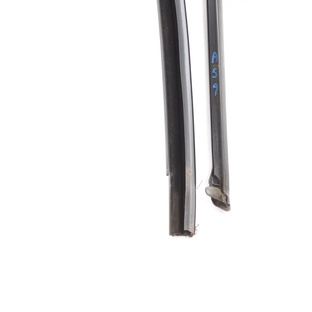 Embellecedor Exterior Ventana Puerta Trasera Derecha para Mercedes X253 con número de pieza A2537350425 Mercedes X253 Embellecedor Exterior Ventana Puerta Trasera Derecha - SKU A2537350425 - Número de pieza A2537350425