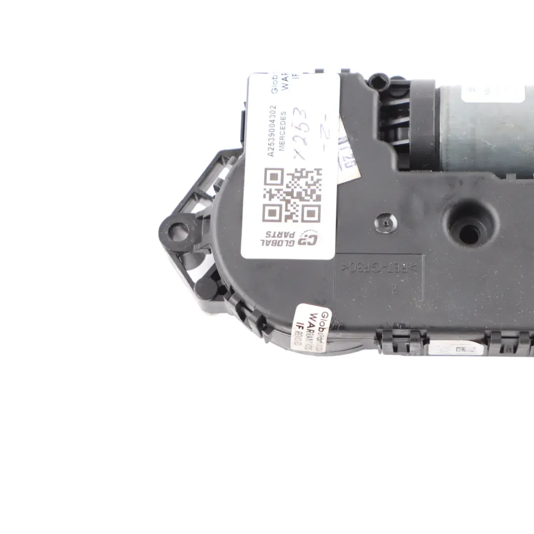 Mercedes X253 Moduł Silniczek Otwierania Szyberdachu - SKU A2539004302 - Numer Części A2539004302