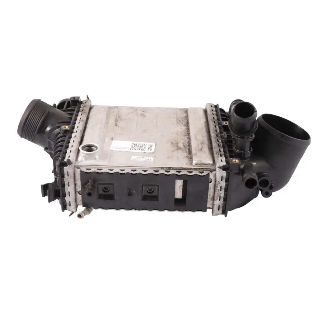 M260 Chłodnica Powietrza Intercooler do Mercedes W177 AMG A35 o numerze A2600903100 Mercedes W177 AMG A35 M260 Chłodnica Powietrza Intercooler - SKU A2600903100-2 - Numer Części A2600903100