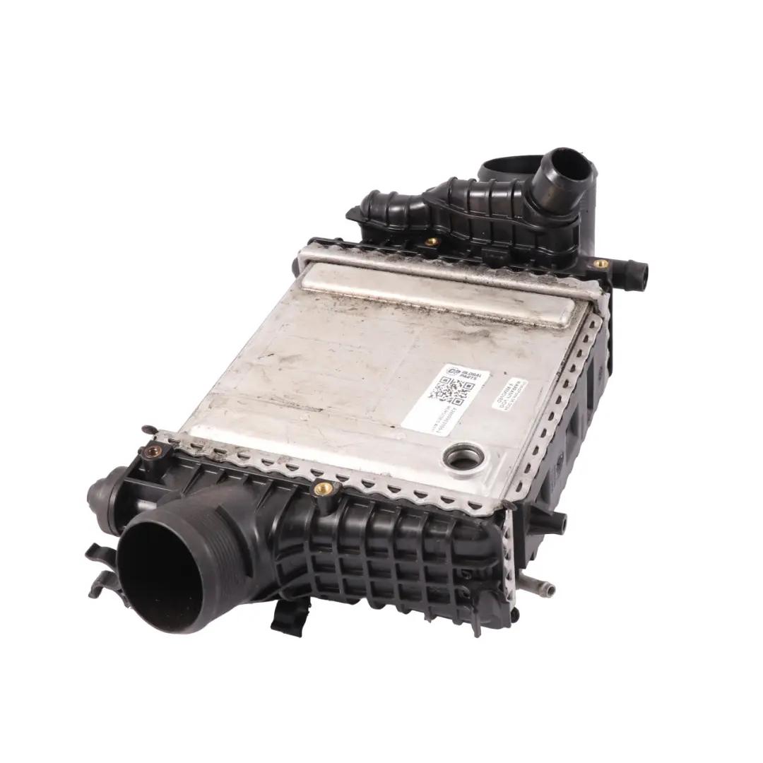 M260 Intercooler Enfriador aire carga para Mercedes W177 AMG A35 con número de pieza A2600903100 Mercedes W177 AMG A35 M260 Intercooler Enfriador aire carga - SKU A2600903100-2 - Número de pieza A2600903100