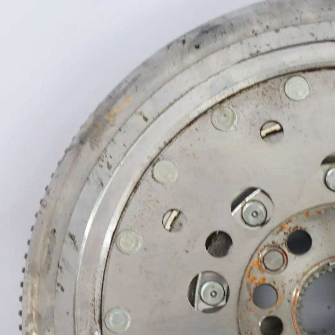 M270 Volant d'inertie double masse Boîte automatique pour Mercedes X156 à propos du numéro de pièce A2700301500 Mercedes X156 M270 Volant d'inertie double masse Boîte automatique - SKU A2700301500 - Numéro de pièce A2700301500