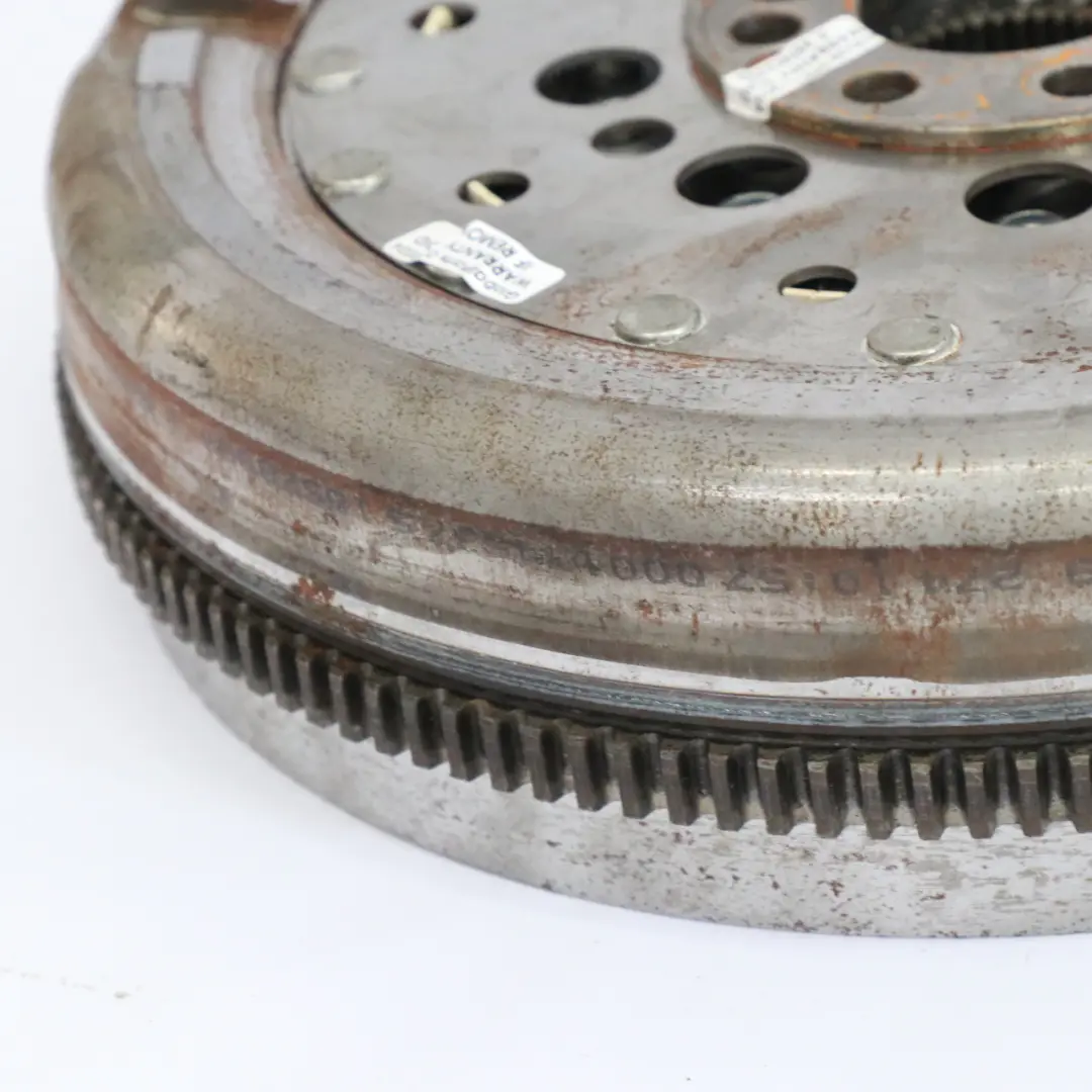 M270 Volant d'inertie double masse Boîte automatique Mercedes X156 - SKU A2700301500 - Numéro de pièce A2700301500