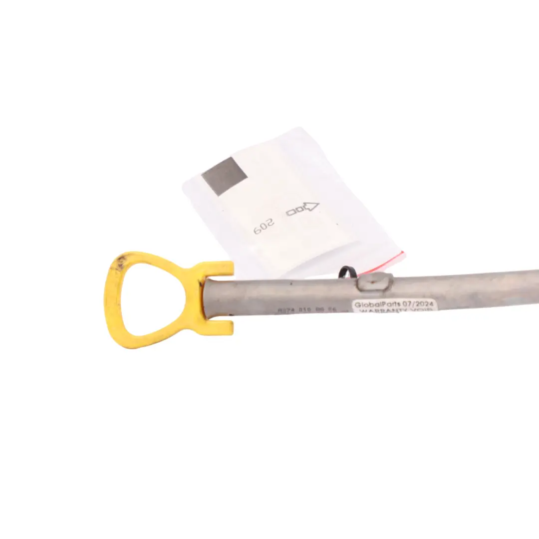 Bâton d'huile Mercedes W213 C253 M274 Tube guidage carter d'huile pour à propos du numéro de pièce A2740108806 Bâton d'huile Mercedes W213 C253 M274 Tube guidage carter d'huile - SKU A2740108806 - Numéro de pièce A2740108806