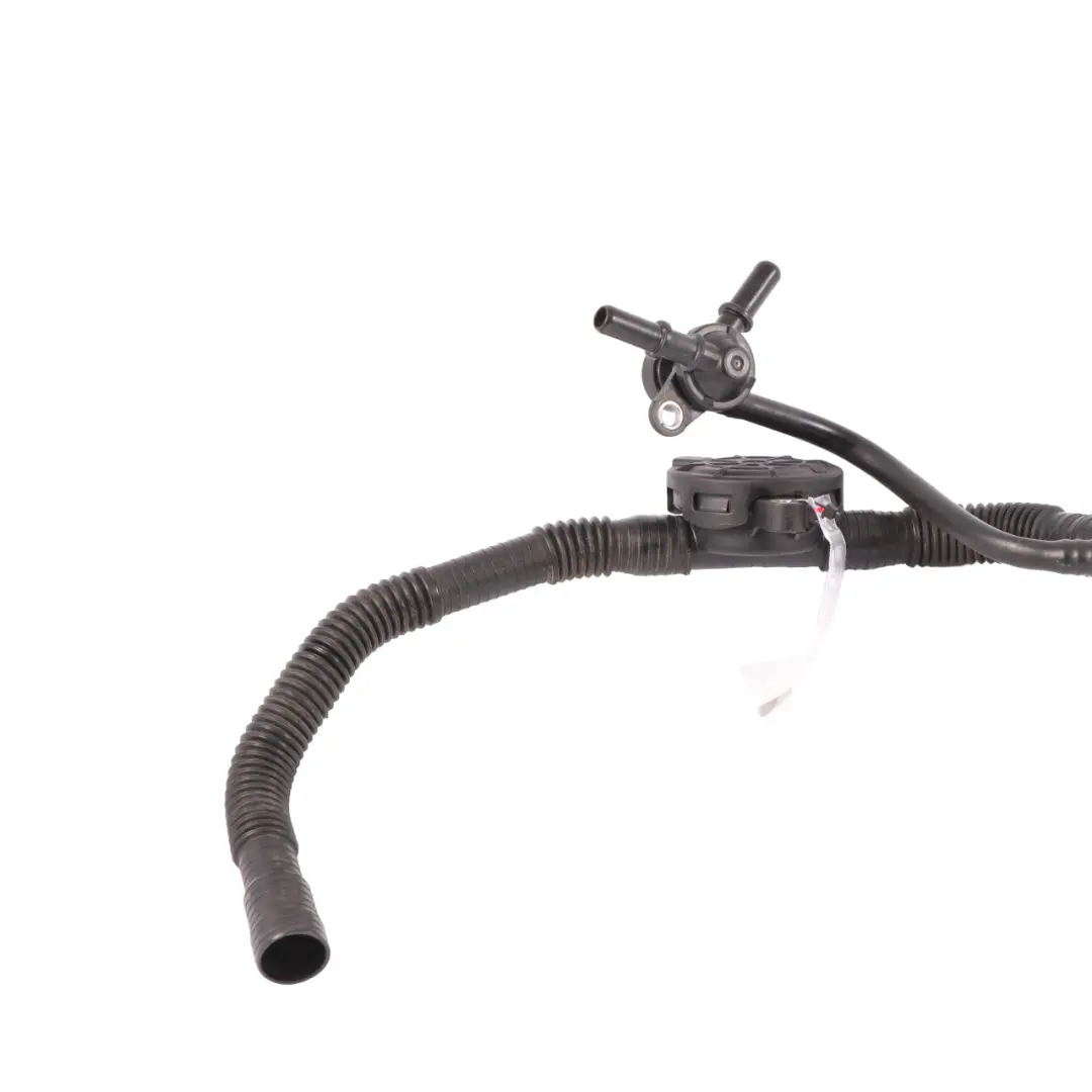 M274 Tubo sfiato motore separatore dell'olio per Mercedes W204 C207 W212 con numero di parte A2740180521 Mercedes W204 C207 W212 M274 Tubo sfiato motore separatore dell'olio - SKU A2740180521 - Numero di parte A2740180521