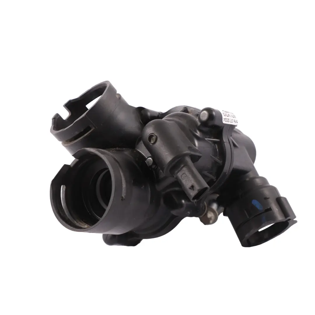 M274 Boîtier thermostat refroidissement pour Mercedes W204 W205 W212 W213 à propos du numéro de pièce A2742000615 Mercedes W204 W205 W212 W213 M274 Boîtier thermostat refroidissement - SKU A2742000615-1 - Numéro de pièce A2742000615