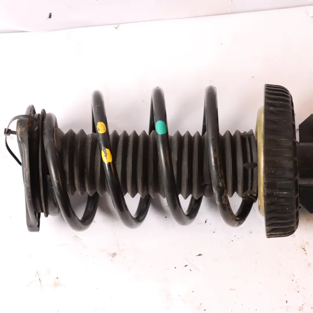 Vorne Rechts Federbein Federbein Stoßdämpfer Mercedes W447 - SKU A4473202700-1 - Teilenummer A4473202700