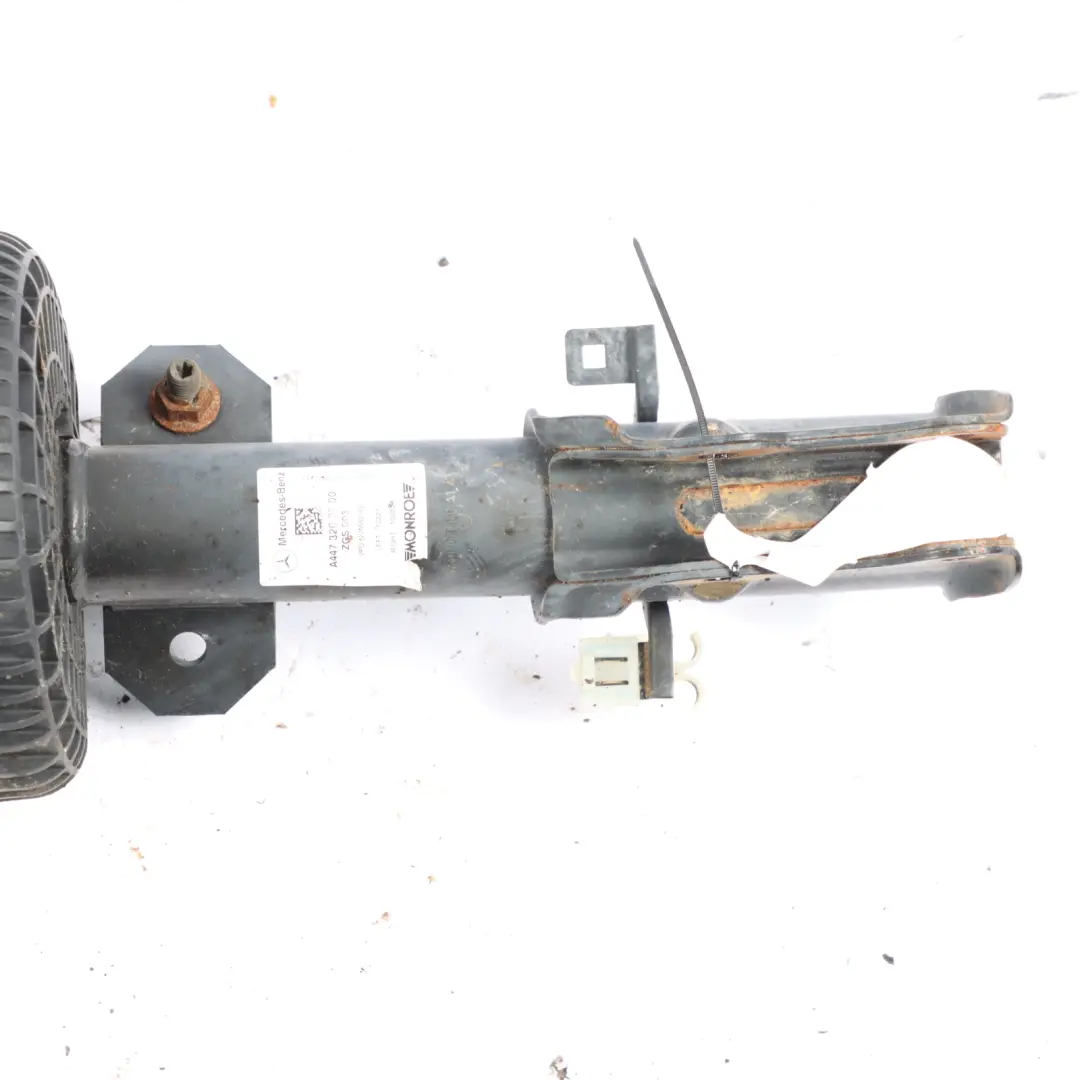 Droite Amortisseur de jambe de force Mercedes W447 Avant - SKU A4473202700-1 - Numéro de pièce A4473202700