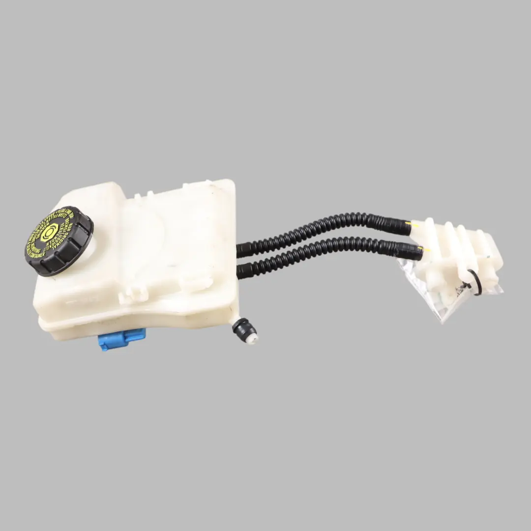 Brake Servo Fluid Reservoir Expansion Tank Bottle to Mercedes W447 with Part number A4474310402 Mercedes W447 Brake Servo Fluid Reservoir Expansion Tank Bottle - SKU rhd-A4474310402 - Part number A4474310402