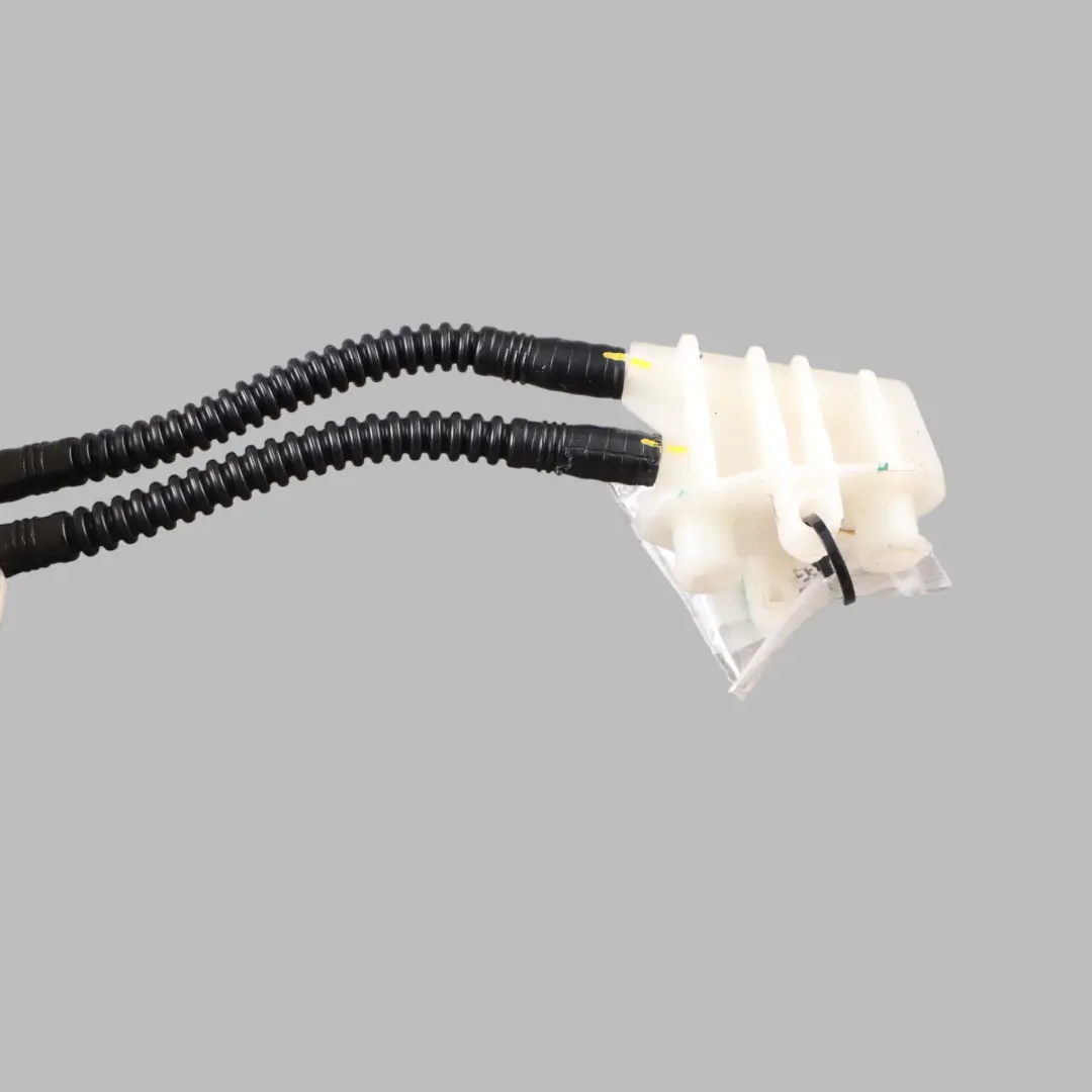 Brake Servo Fluid Reservoir Expansion Tank Bottle to Mercedes W447 with Part number A4474310402 Mercedes W447 Brake Servo Fluid Reservoir Expansion Tank Bottle - SKU rhd-A4474310402 - Part number A4474310402