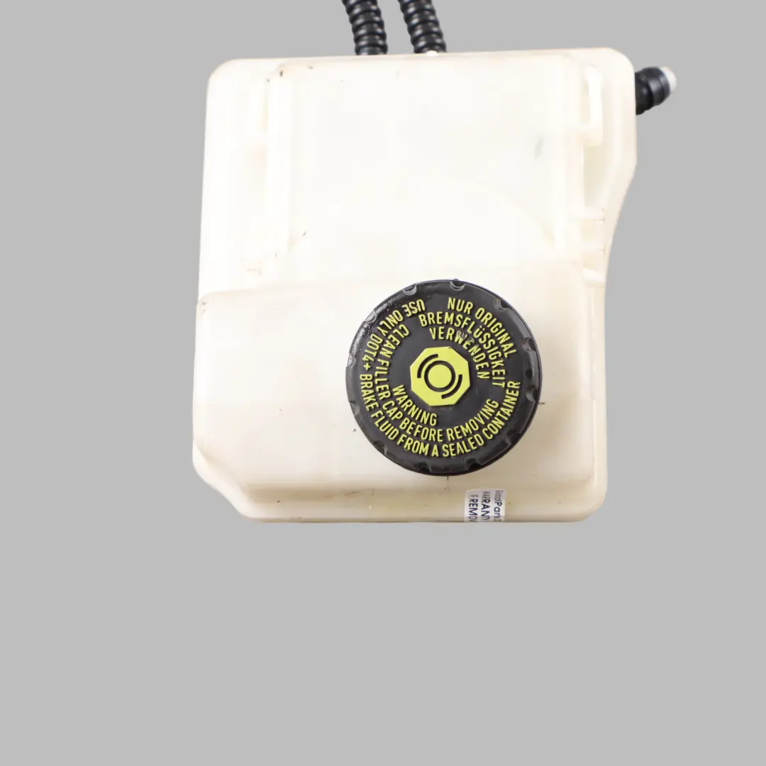 Brake Servo Fluid Reservoir Expansion Tank Bottle to Mercedes W447 with Part number A4474310402 Mercedes W447 Brake Servo Fluid Reservoir Expansion Tank Bottle - SKU rhd-A4474310402 - Part number A4474310402