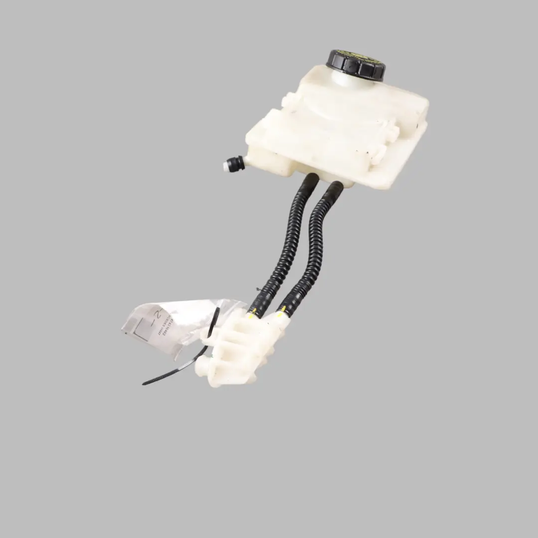 Brake Servo Fluid Reservoir Expansion Tank Bottle to Mercedes W447 with Part number A4474310402 Mercedes W447 Brake Servo Fluid Reservoir Expansion Tank Bottle - SKU rhd-A4474310402 - Part number A4474310402