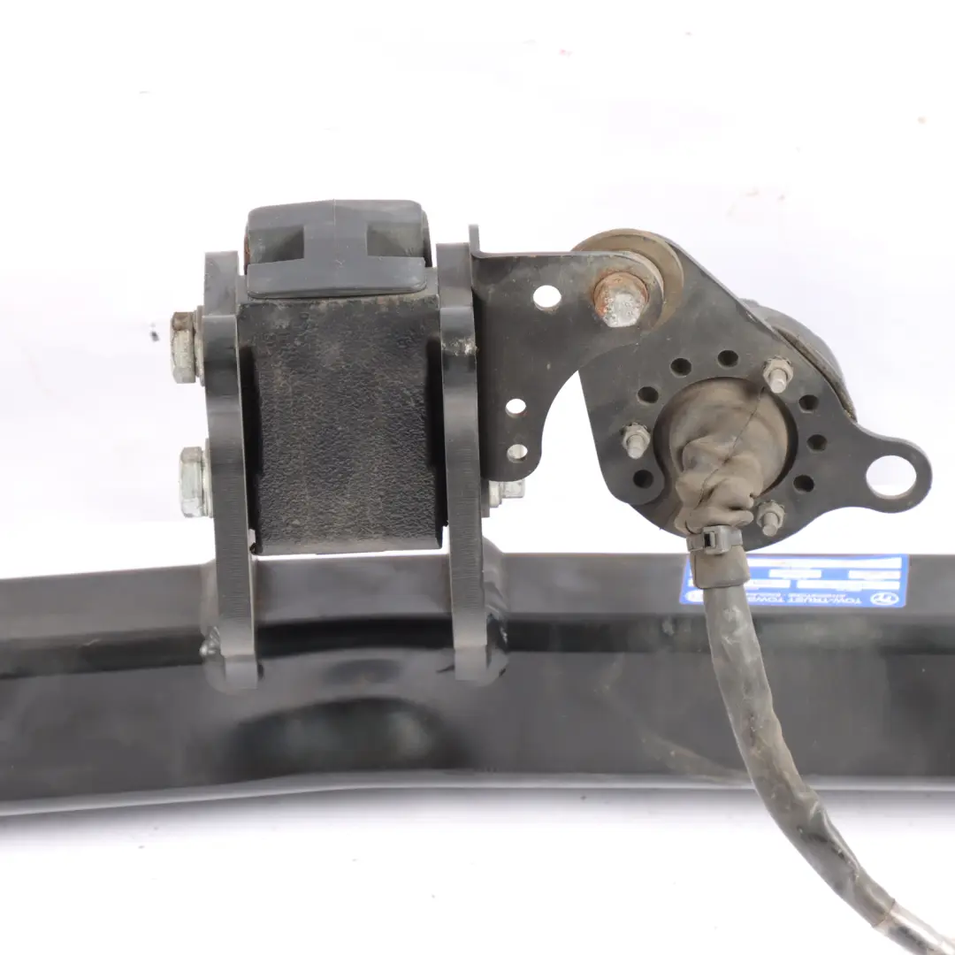 Tow Bar Trailer BMW F10 Tow-Trust Towbar Towing Hitch Hook Carrier to with Part number 6876028 Tow Bar Trailer BMW F10 Tow-Trust Towbar Towing Hitch Hook Carrier - SKU 6876028 - Part number 6876028