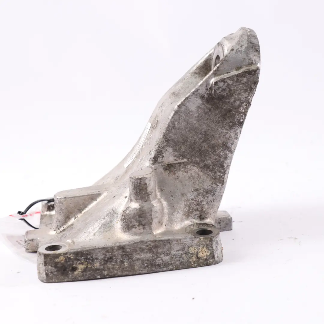 OM606 Support Moteur Gauche pour Mercedes W124 à propos du numéro de pièce A6032233804 Mercedes W124 OM606 Support Moteur Gauche - SKU A6032233804 - Numéro de pièce A6032233804