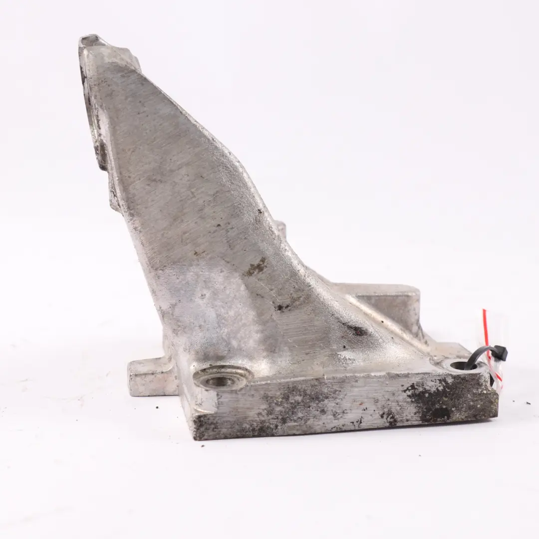 OM606 Soporte motor izquierdo Soporte motor para Mercedes W124 con número de pieza A6032233804 Mercedes W124 OM606 Soporte motor izquierdo Soporte motor - SKU A6032233804 - Número de pieza A6032233804