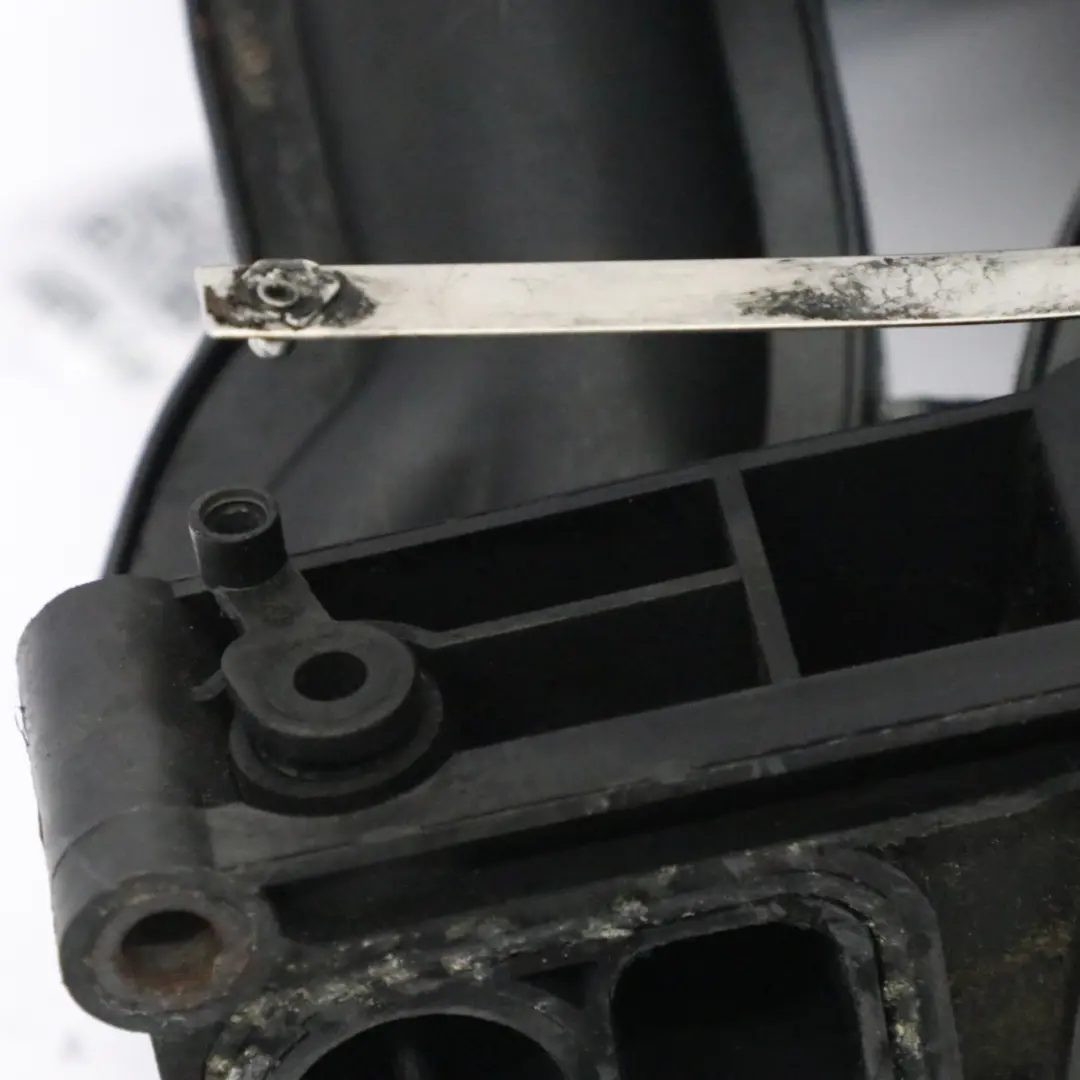 Colector de admisión Mercedes W203 OM612 Diesel Colector de admisión para con número de pieza A6121401296 Colector de admisión Mercedes W203 OM612 Diesel Colector de admisión - SKU A6121401296 - Número de pieza A6121401296