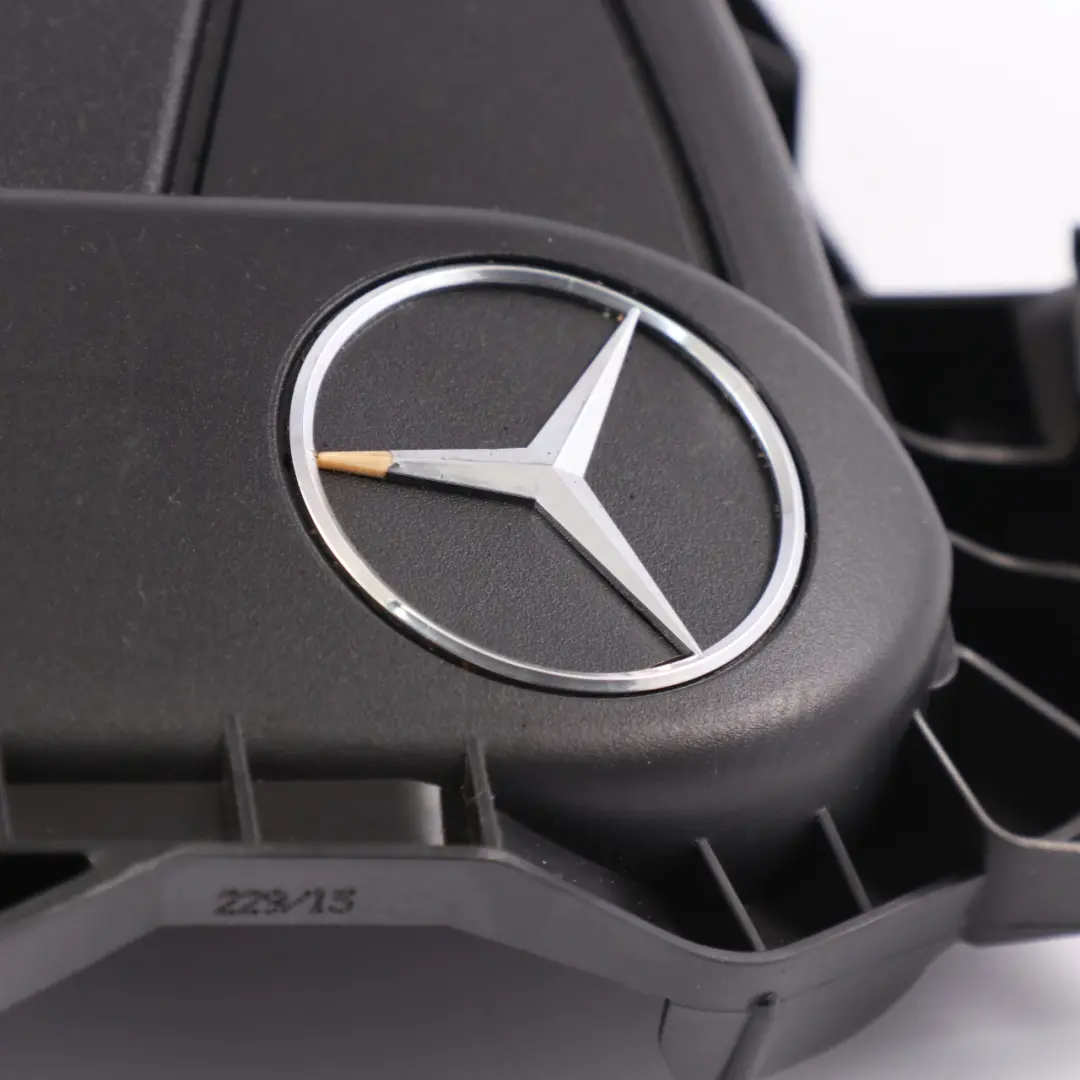 OM626 Diesel Cubierta Motor Panel Revestimiento para Mercedes W205 con número de pieza A6260100067 Mercedes W205 OM626 Diesel Cubierta Motor Panel Revestimiento - SKU A6260100067-1 - Número de pieza A6260100067