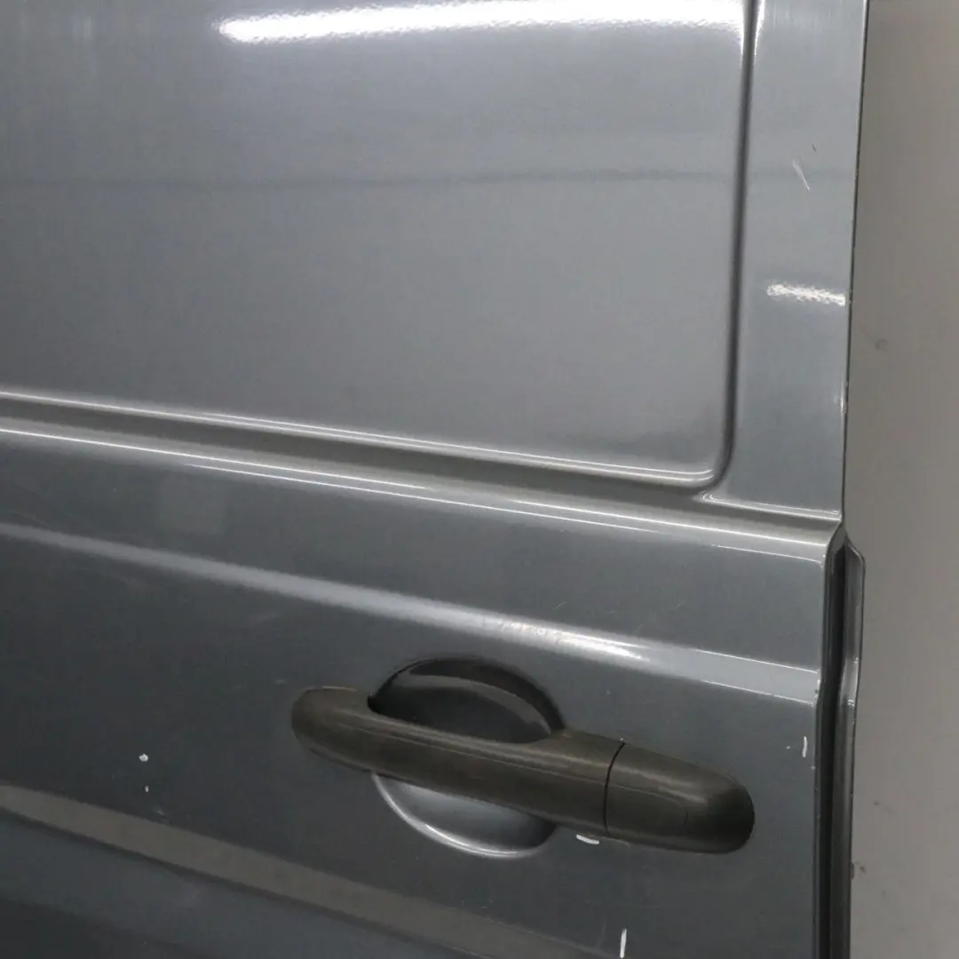 Sliding Door Rear Right O/S Flint Grey - 368 to Mercedes Vito Viano W639 Long with Part number A6397301805 Mercedes Vito Viano W639 Long Sliding Door Rear Right O/S Flint Grey - 368 - SKU A6397301805-FLG - Part number A6397301805