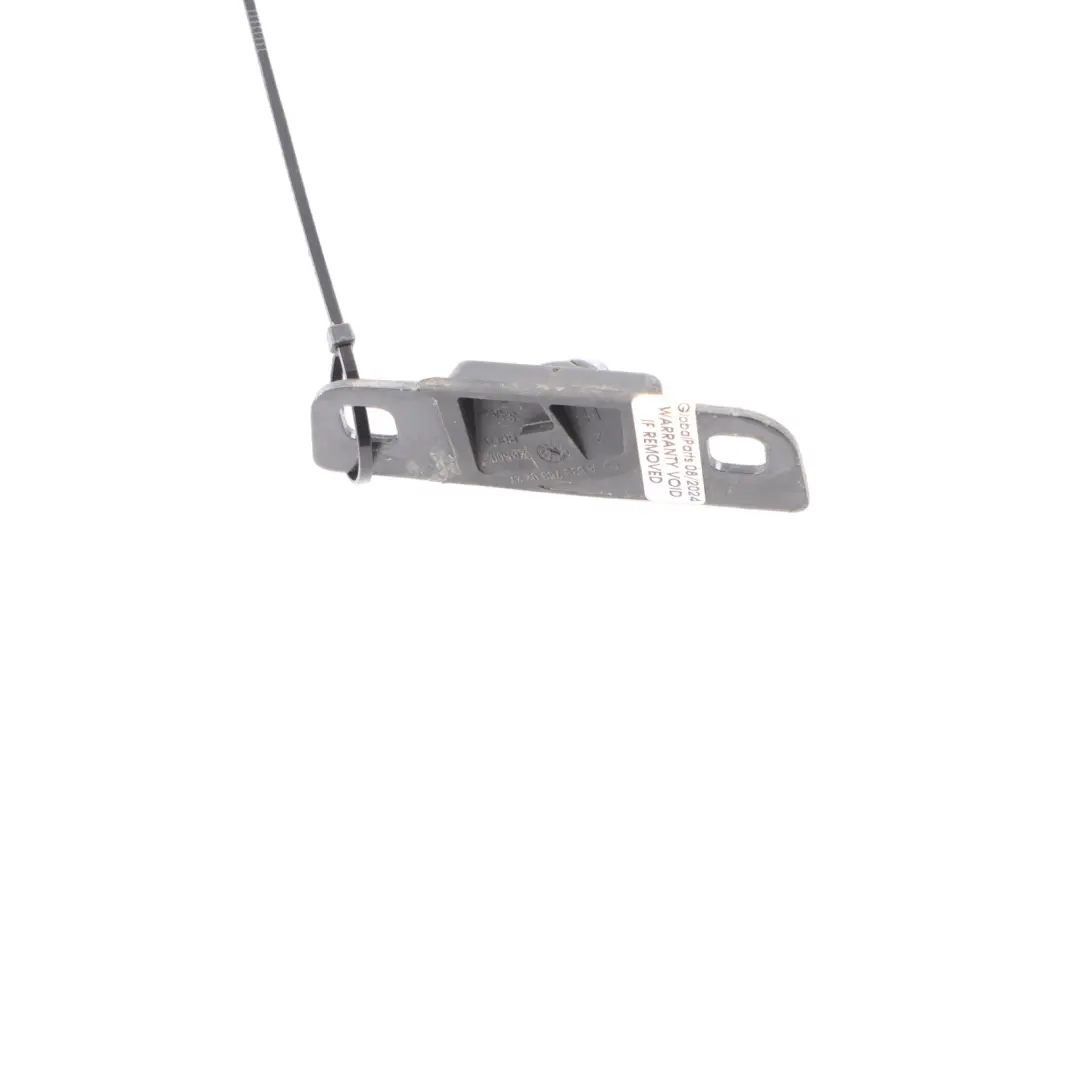 Cuña Guía Puerta Corredera Inferior Derecha para Mercedes W447 con número de pieza A6397580227 Mercedes W447 Cuña Guía Puerta Corredera Inferior Derecha - SKU A6397580227 - Número de pieza A6397580227